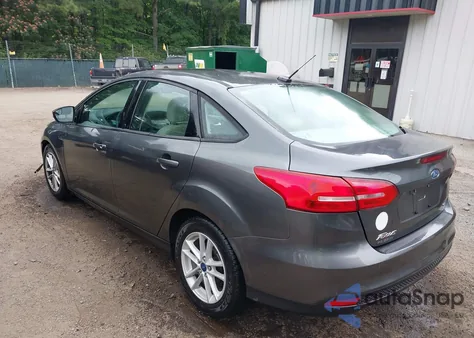 2017 Ford Focus Se z USA, uszkodzony, nr VIN 1FADP3F29HL224939
